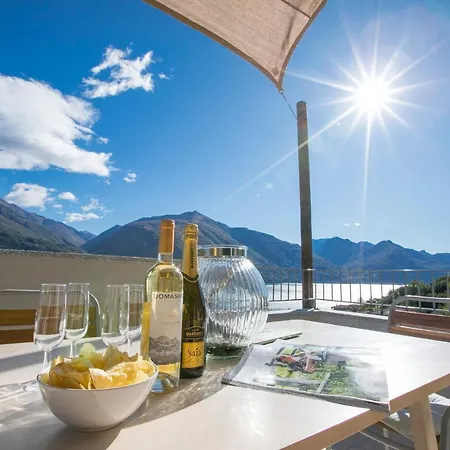 Cheis Sleeps 6 * Cremia